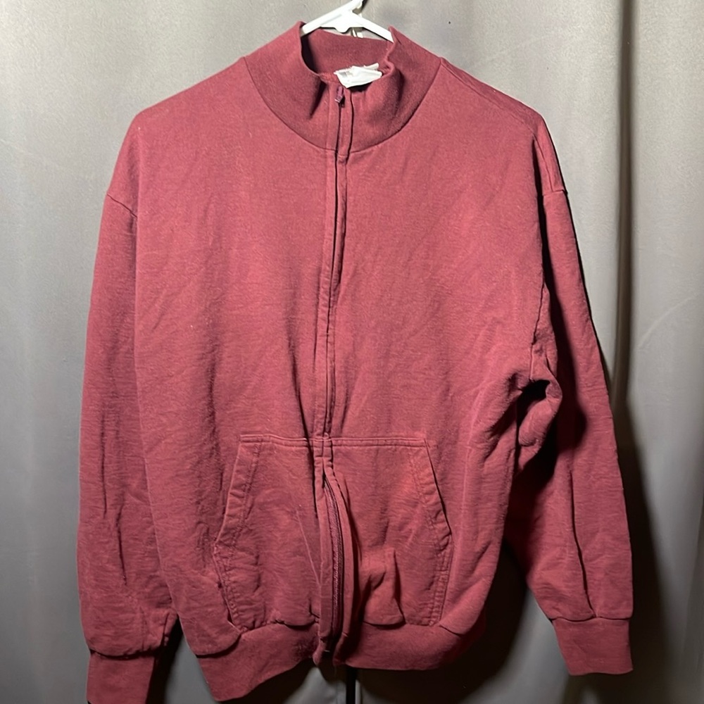 Maroon men’s size medium zip up sweater.